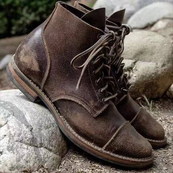 Herren Winterstiefel mit Innenfutter und verstärkter Struktur