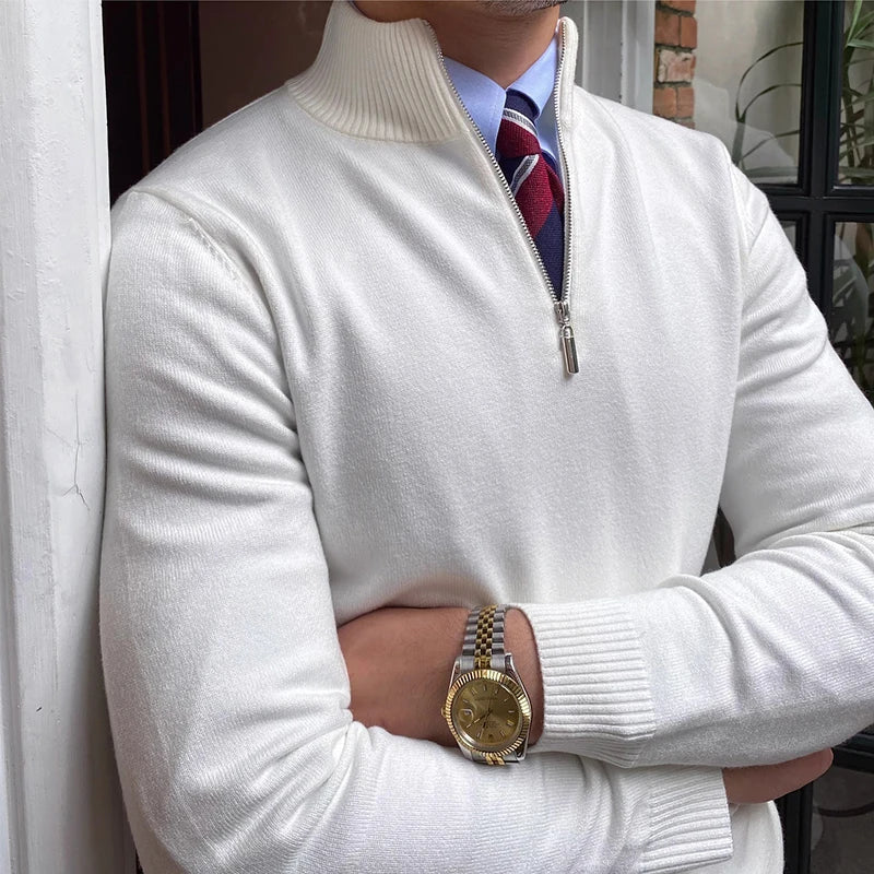 Herren Halbzip-Pullover mit Stehkragen und klarer Linienführung