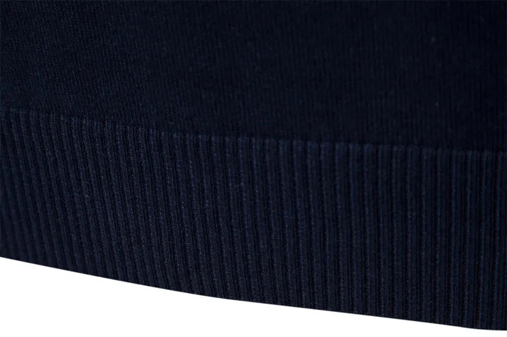 Herren Strickpullover mit Streifenmuster und Stehkragen