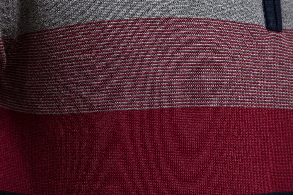 Herren Strickpullover mit Streifenmuster und Stehkragen